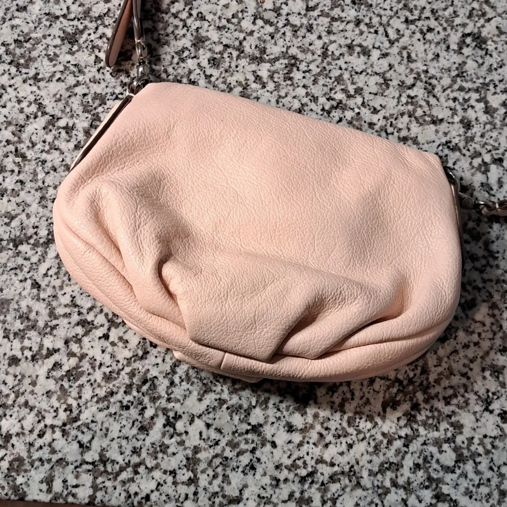 Marc Jacobs Q Natasha Bright Rosa Pink Leather Small Crossbody Bag - Picture 7 of 15